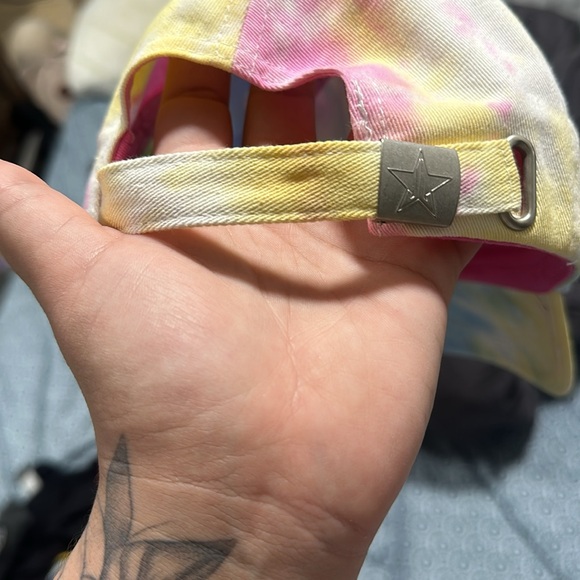 Jeffree Star Hat - Picture 2 of 2